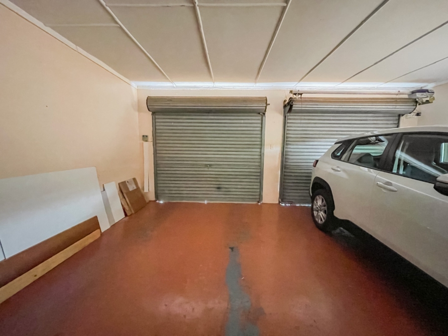 4 Bedroom Property for Sale in Hillcrest Northern Cape